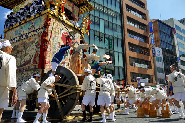 初心者必見 日本三大祭りを英語で説明してみよう 日本でできる海外留学 イングリッシュハウス